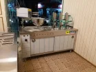 Çikolatalı Lokma Tezgahı - 3 lü Lokma Dolum Enjektörü - Mermer ve Altınvaraklı Metal Ön Tasarım