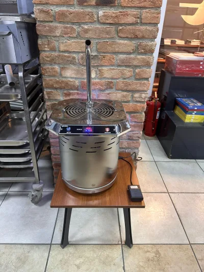 ÇİKOLATA ÇEŞMESİ KÖŞELİ MODEL